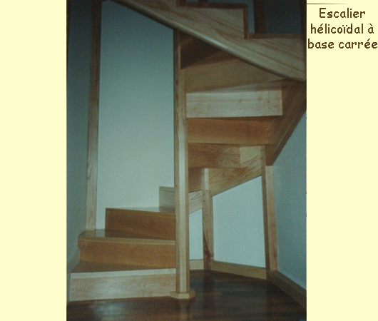 Escalier  hlicodal  base carre 